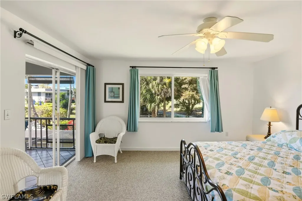 215 Cypress Way E Naples FL 34110