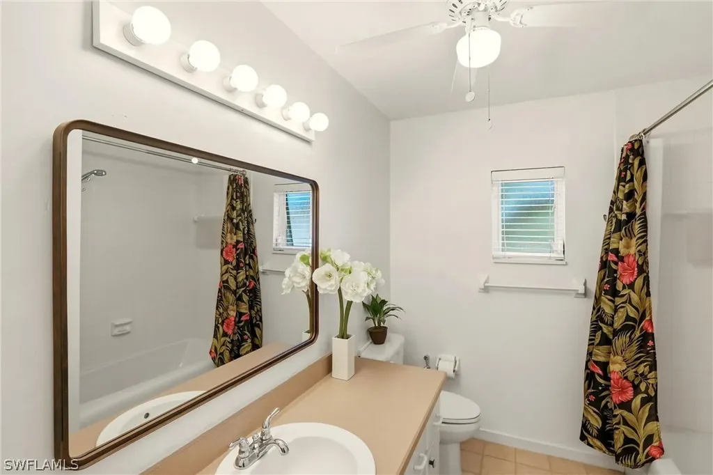 215 Cypress Way E Naples FL 34110