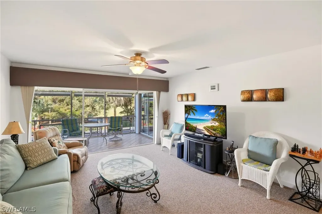 215 Cypress Way E Naples FL 34110