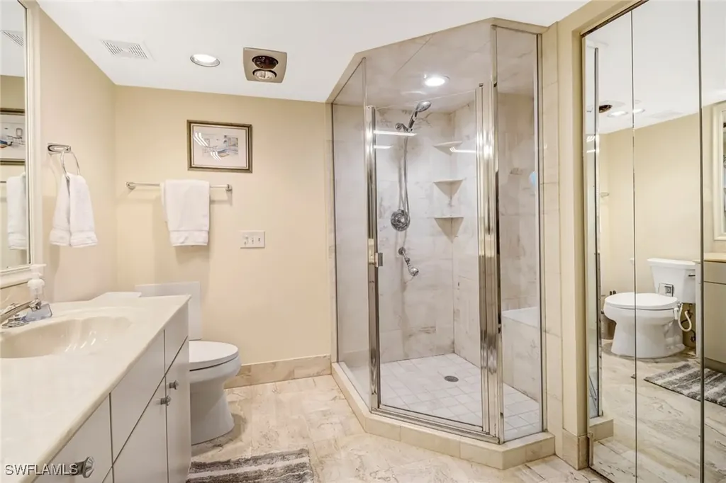 185 Cypress Way E Naples FL 34110