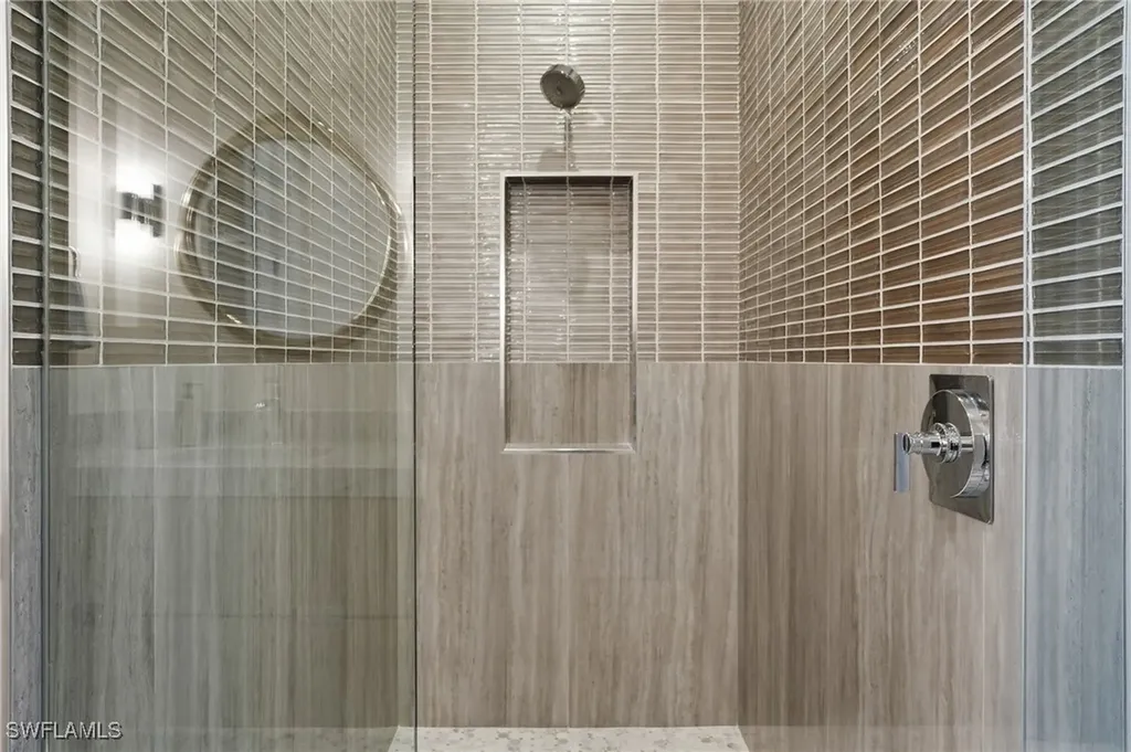 510 Neapolitan Lane Naples FL 34103