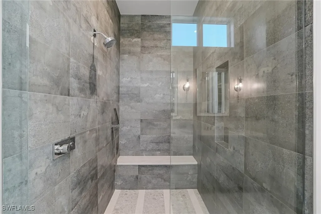 510 Neapolitan Lane Naples FL 34103