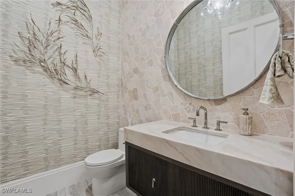 510 Neapolitan Lane Naples FL 34103