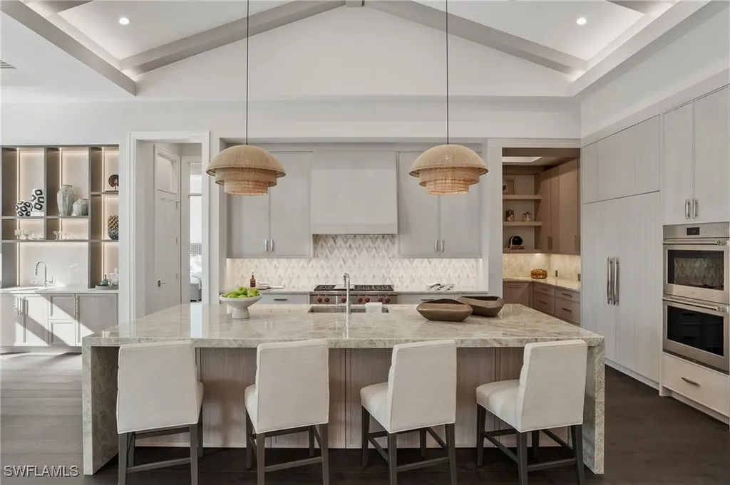 510 Neapolitan Lane Naples FL 34103