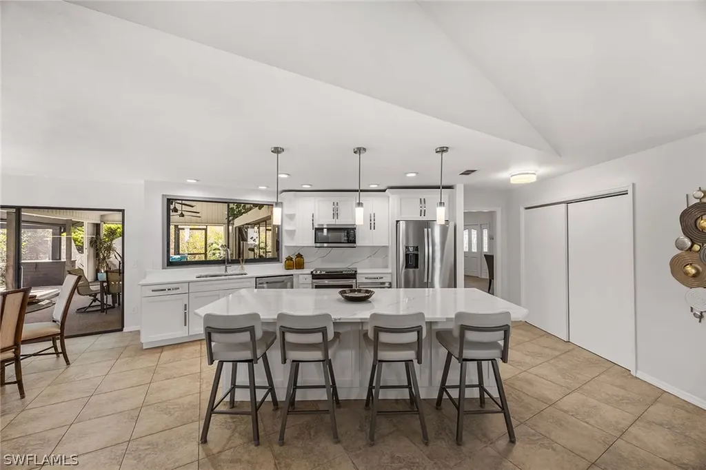 2529 Kings Lake Boulevard Naples FL 34112