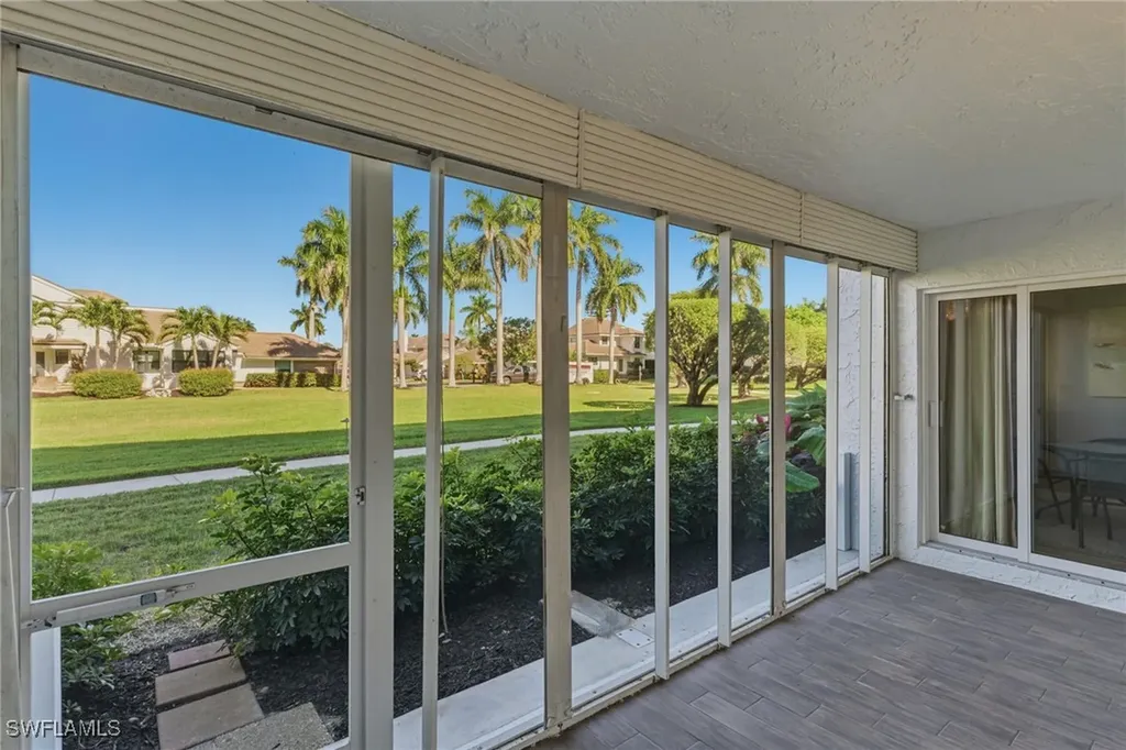 555 Park Shore Drive Naples FL 34103