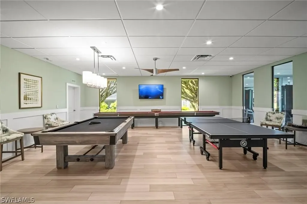 555 Park Shore Drive Naples FL 34103