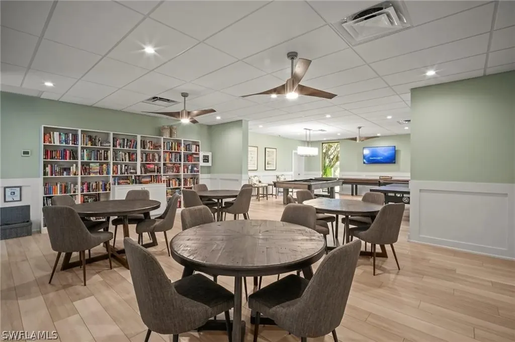 555 Park Shore Drive Naples FL 34103