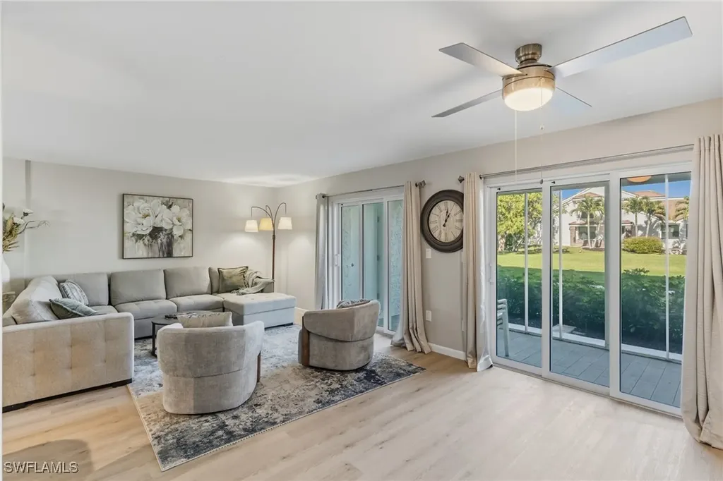 555 Park Shore Drive Naples FL 34103