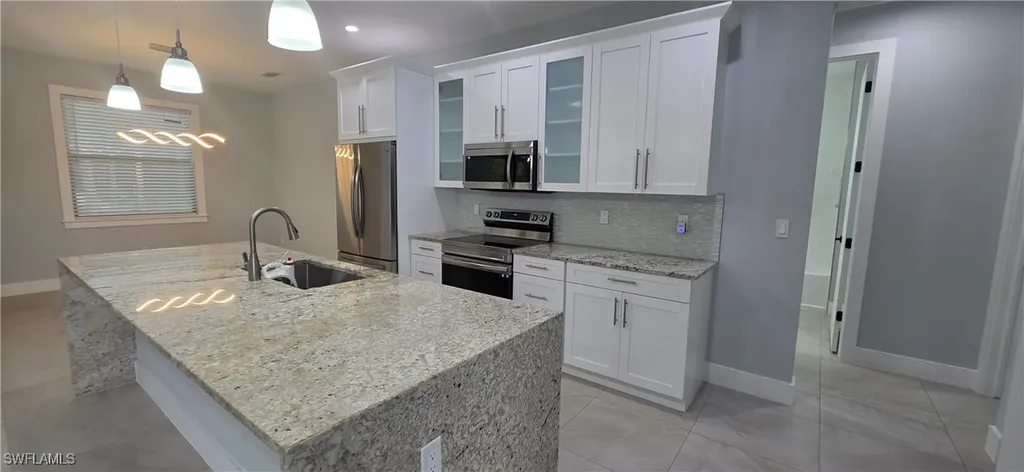 598 2nd Street SE Naples FL 34117
