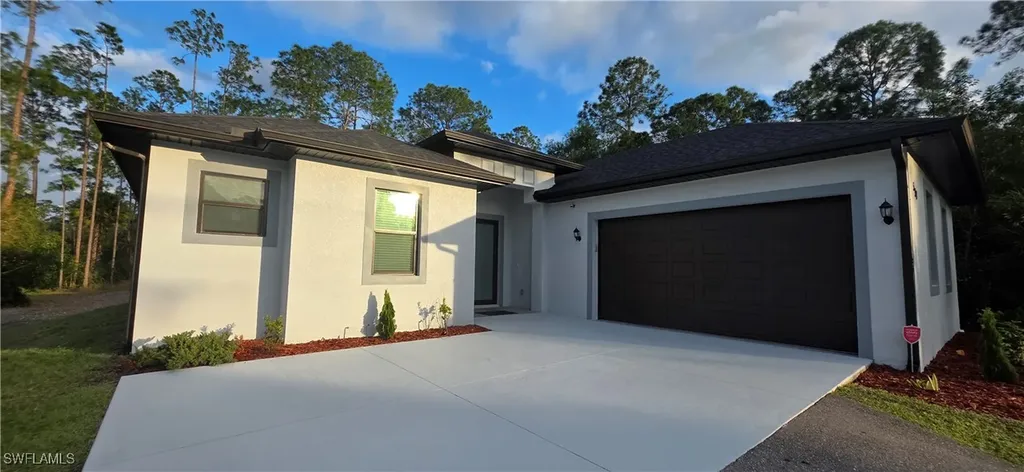 598 2nd Street SE Naples FL 34117