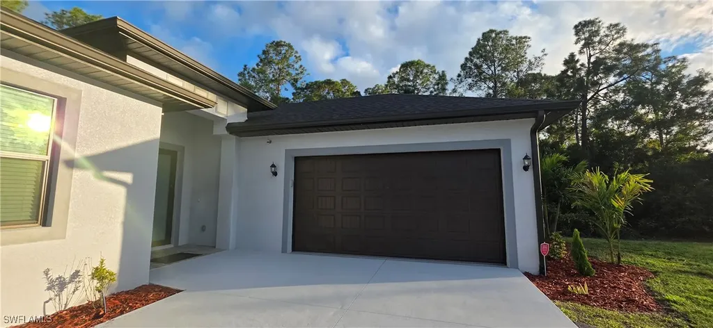 598 2nd Street SE Naples FL 34117