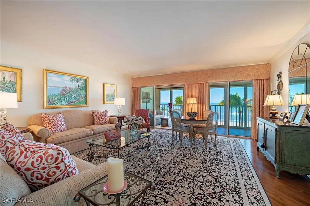 3377 Gulf Shore Boulevard N Naples FL 34103