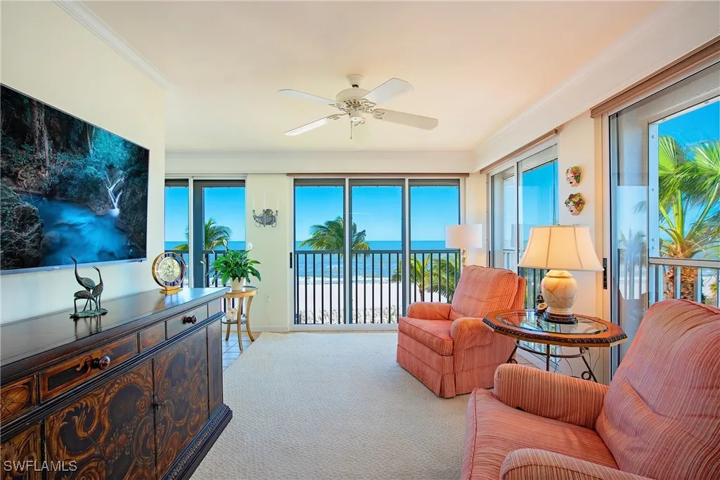 3377 Gulf Shore Boulevard N Naples FL 34103