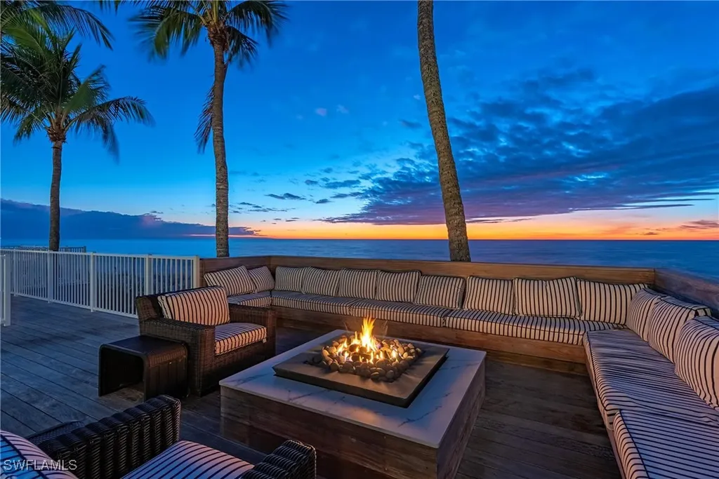 3377 Gulf Shore Boulevard N Naples FL 34103
