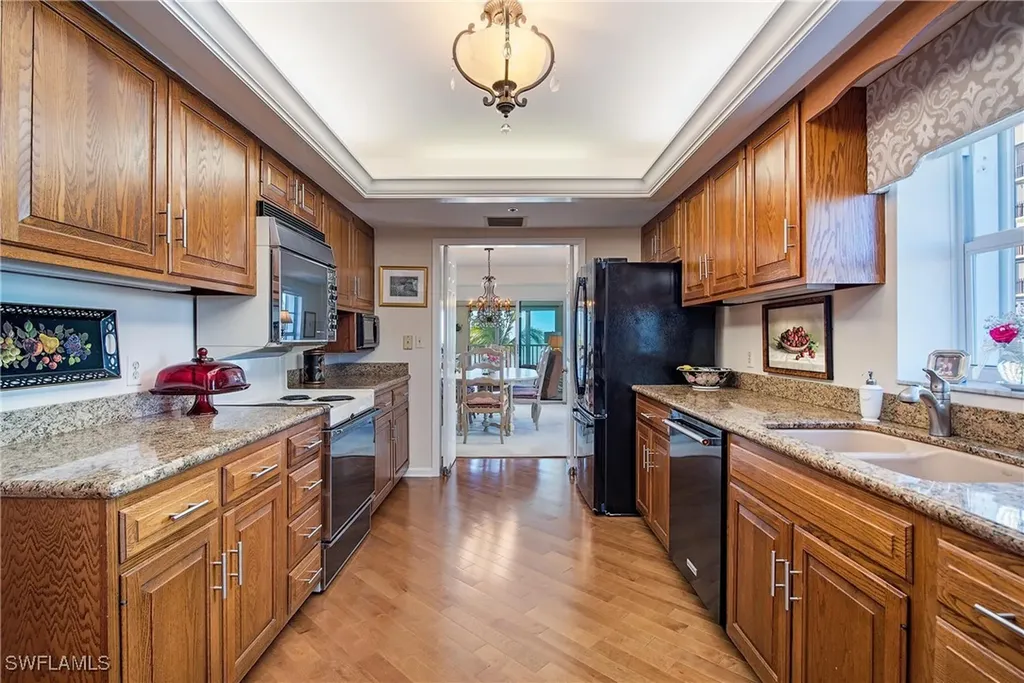 3377 Gulf Shore Boulevard N Naples FL 34103