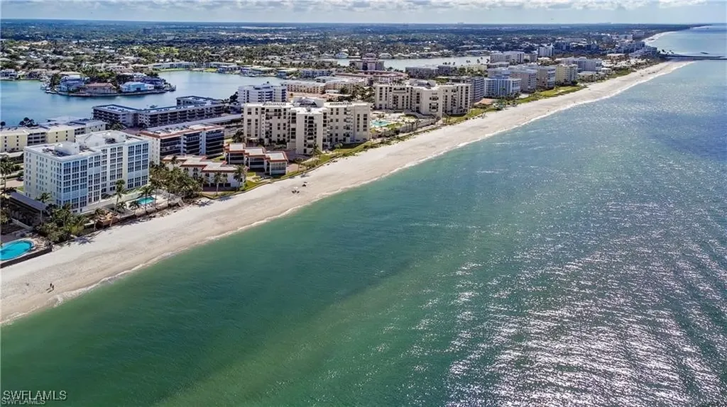 3377 Gulf Shore Boulevard N Naples FL 34103