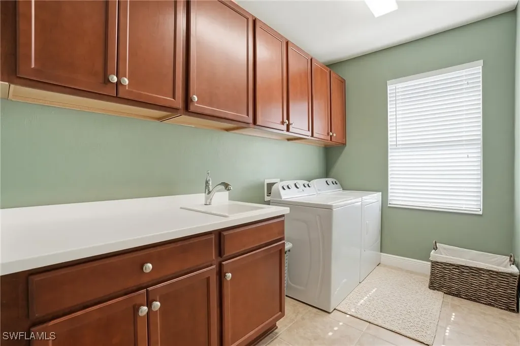 4609 Abaca Circle Naples FL 34119