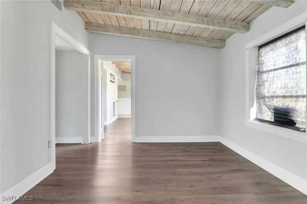 156 4th Street Naples FL 34113