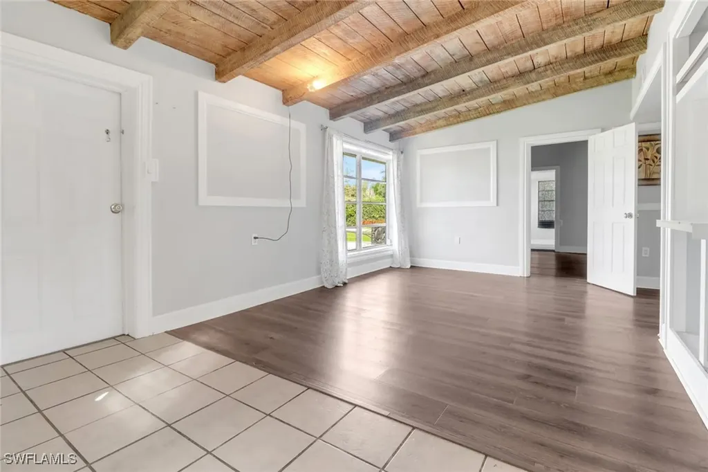 156 4th Street Naples FL 34113