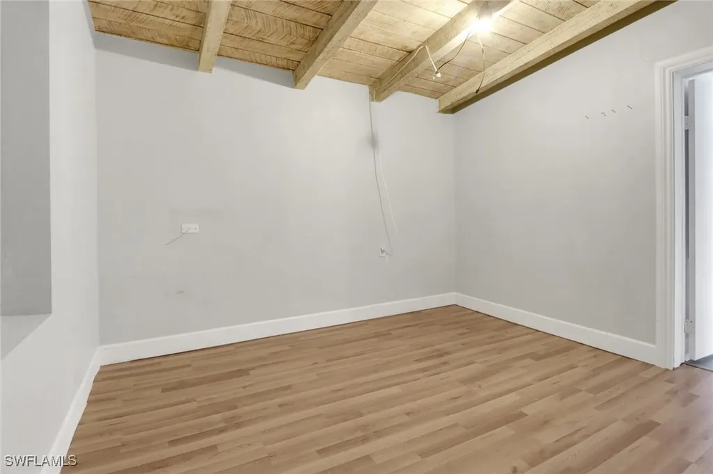 156 4th Street Naples FL 34113