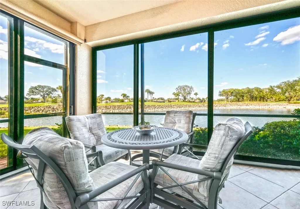 4722 Stratford Court Naples FL 34105