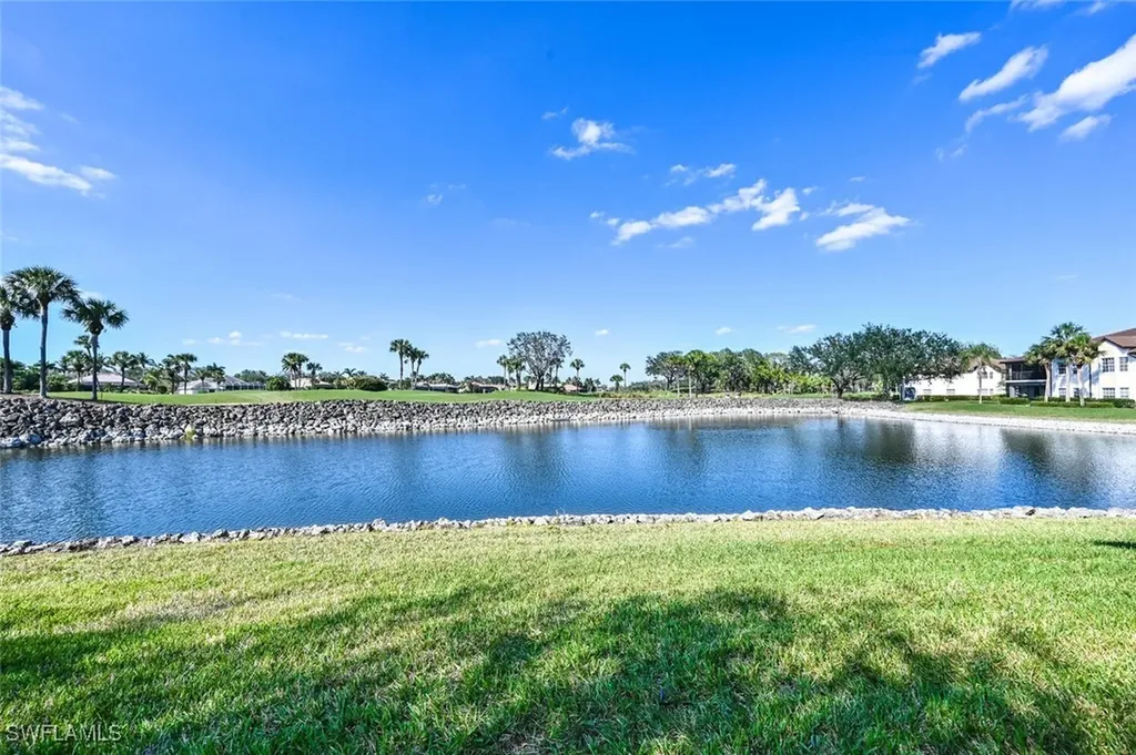 4722 Stratford Court Naples FL 34105