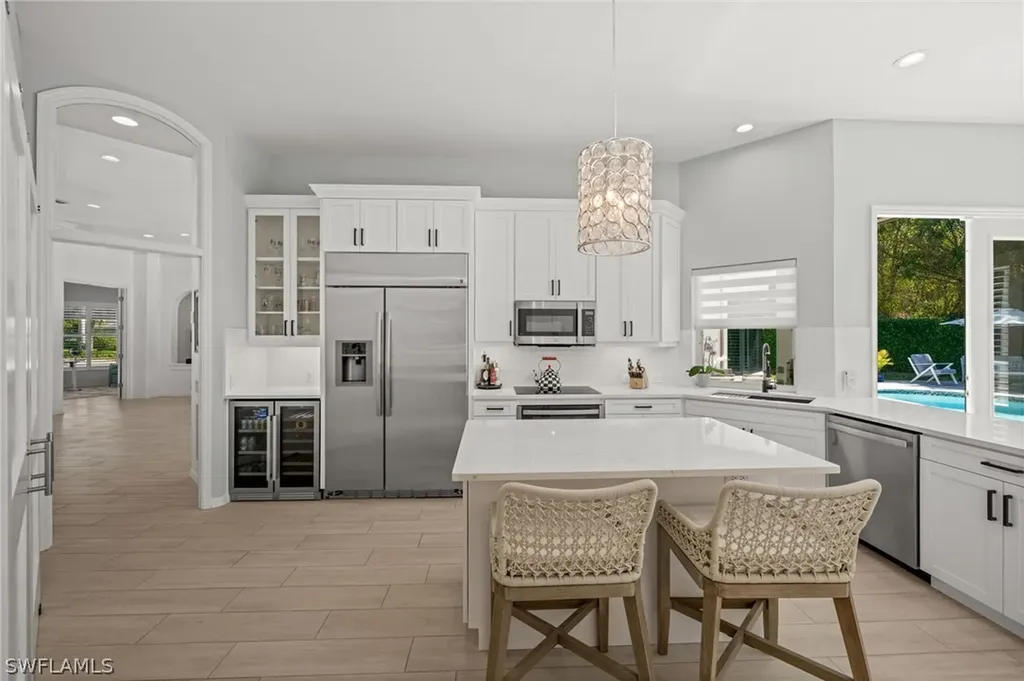 985 Spanish Moss Trail Naples FL 34108