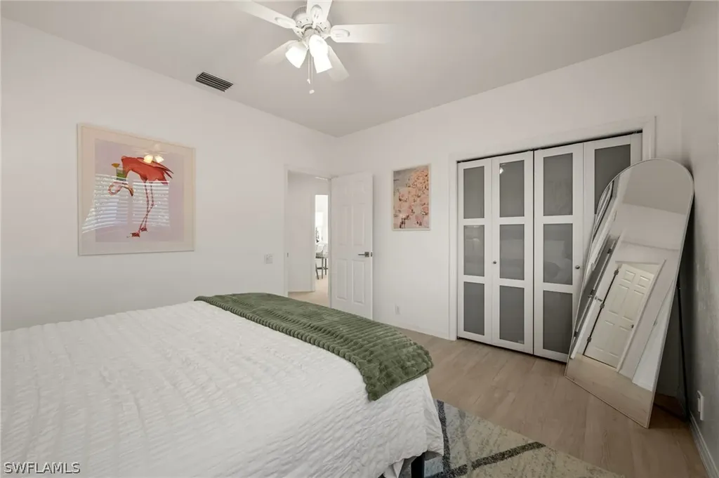 985 Spanish Moss Trail Naples FL 34108