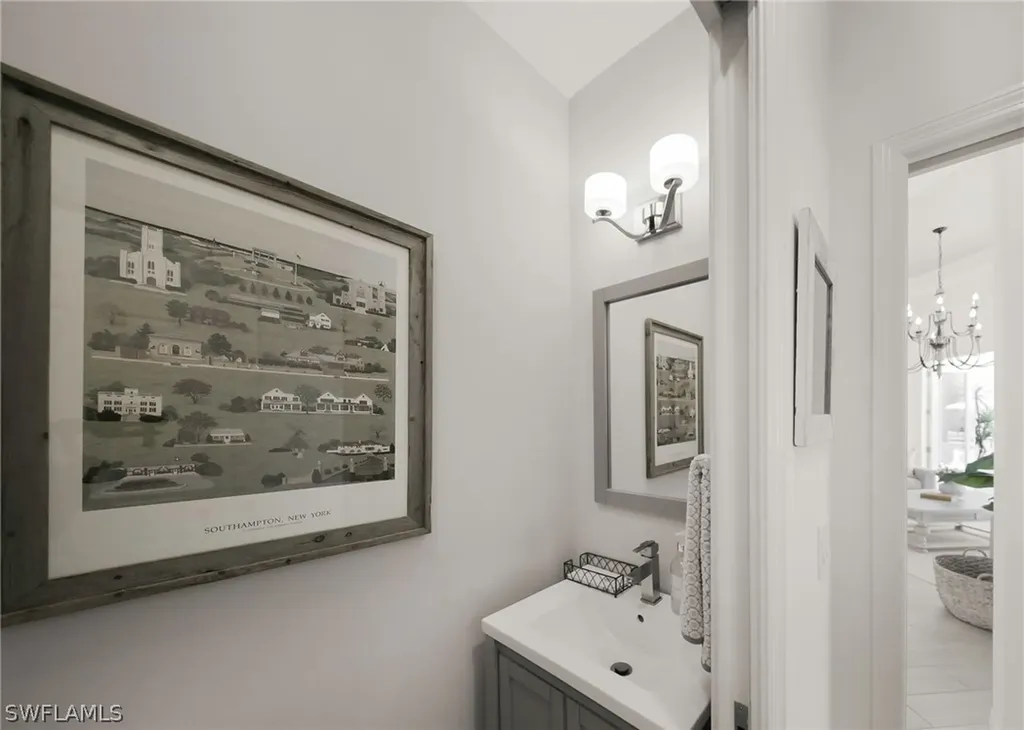 985 Spanish Moss Trail Naples FL 34108