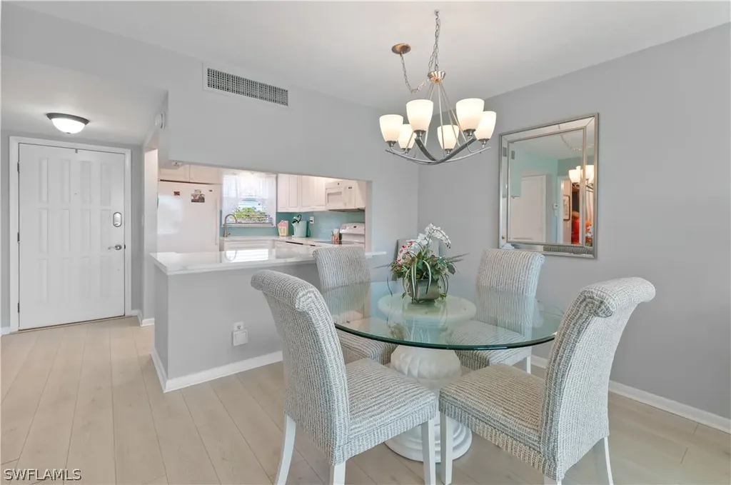 13 High Point Circle N Naples FL 34103