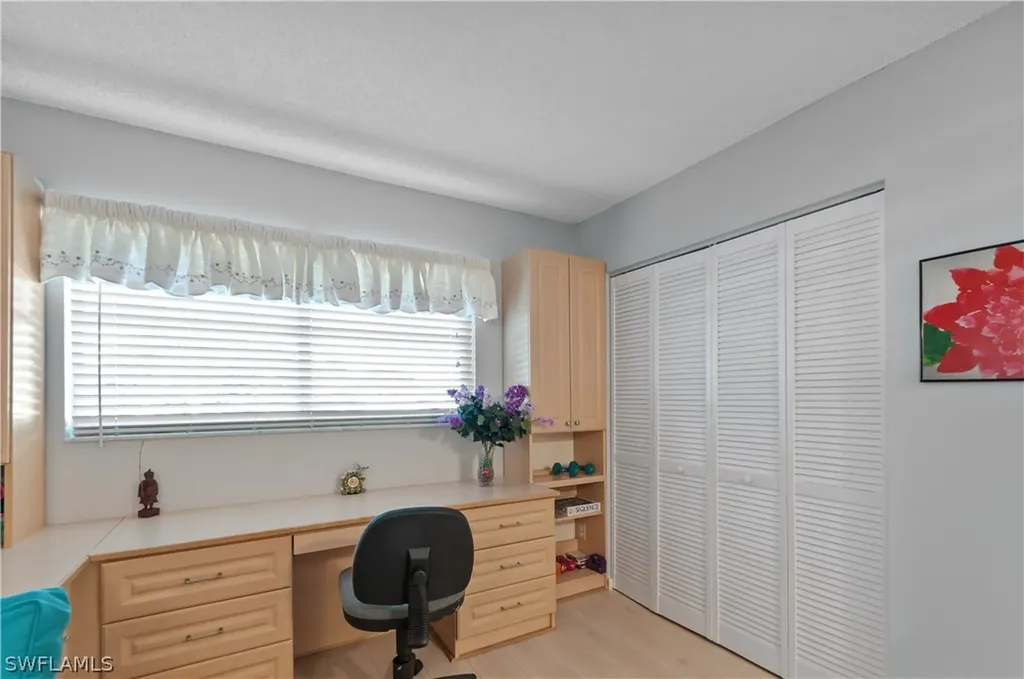 13 High Point Circle N Naples FL 34103