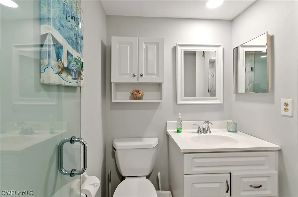 13 High Point Circle N Naples FL 34103