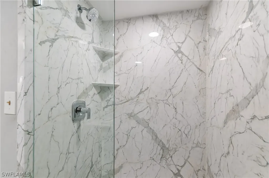 13 High Point Circle N Naples FL 34103