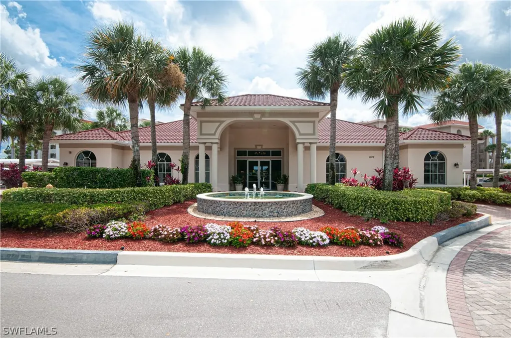 13 High Point Circle N Naples FL 34103