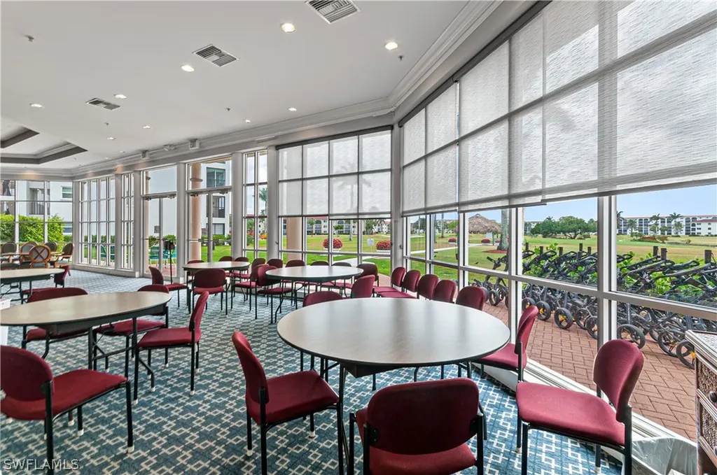 13 High Point Circle N Naples FL 34103