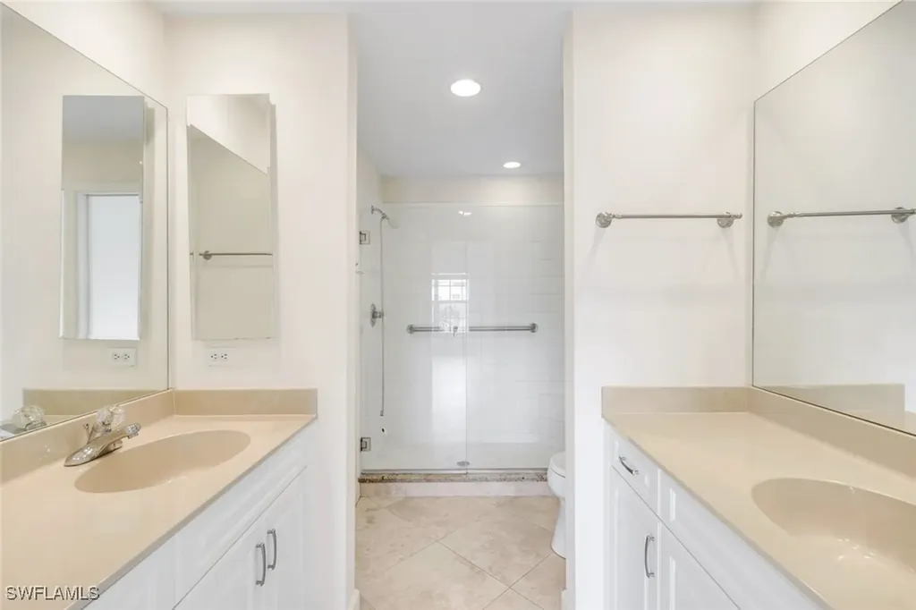 3029 Driftwood Way Naples FL 34109