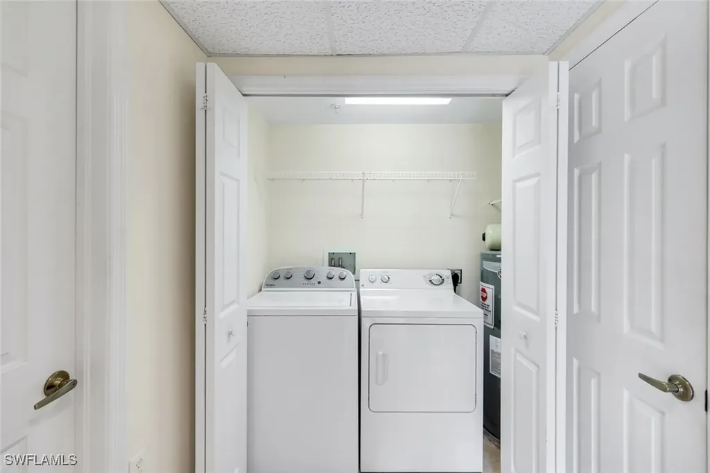 3029 Driftwood Way Naples FL 34109