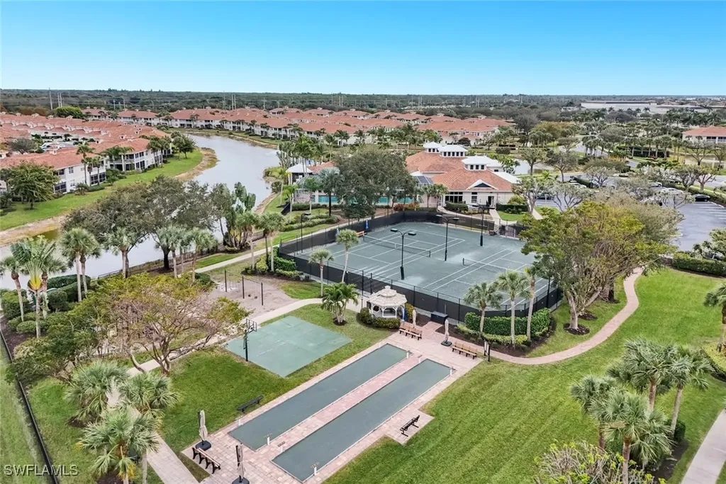 3029 Driftwood Way Naples FL 34109