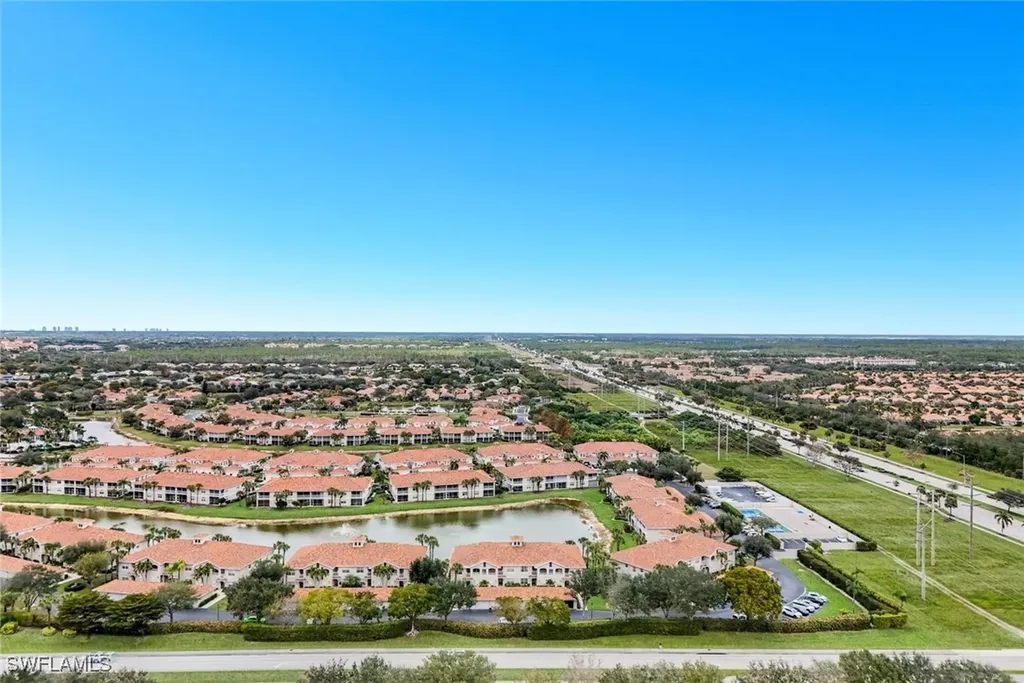 3029 Driftwood Way Naples FL 34109