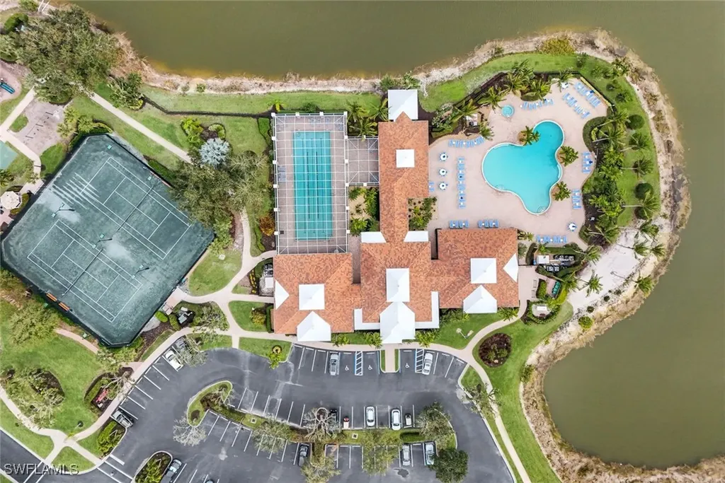 3029 Driftwood Way Naples FL 34109