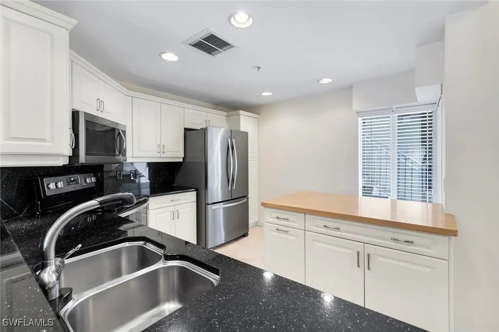 3029 Driftwood Way Naples FL 34109