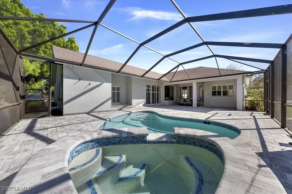 297 Sawgrass Court Naples FL 34110