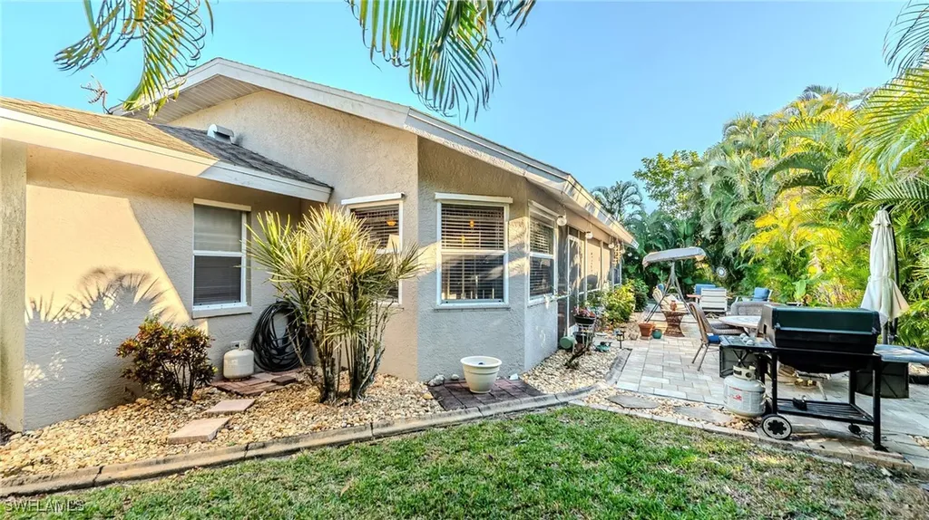 22638 Forest View Drive Estero FL 33928