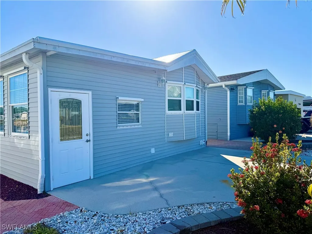 531 Cheetah Drive Naples FL 34114