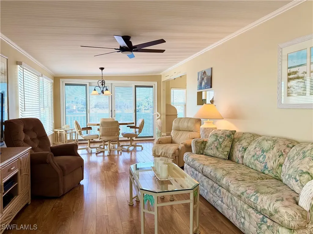 531 Cheetah Drive Naples FL 34114