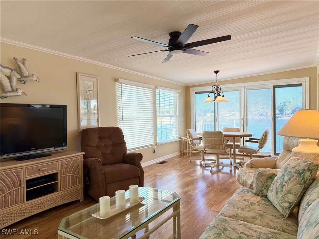 531 Cheetah Drive Naples FL 34114