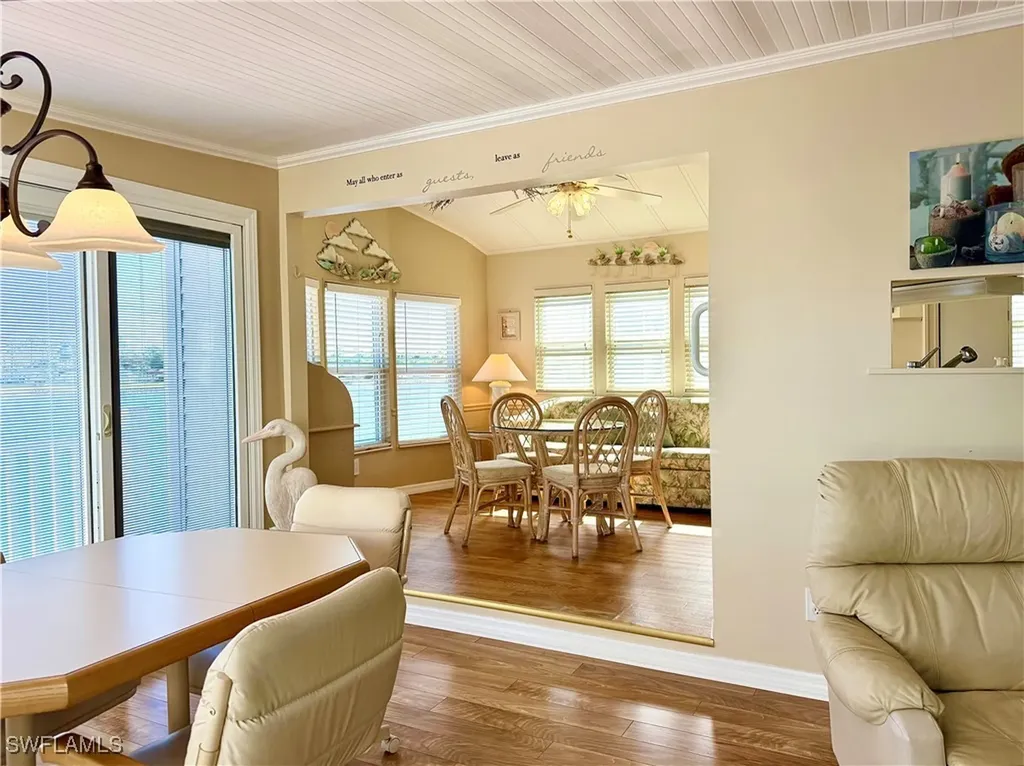 531 Cheetah Drive Naples FL 34114