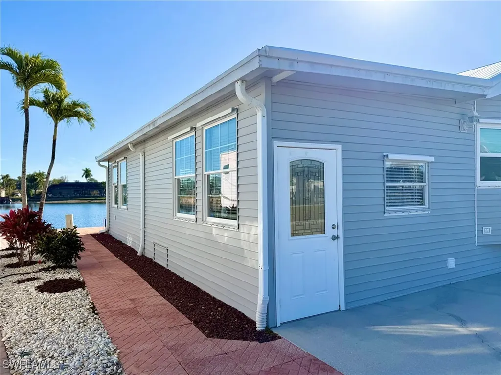 531 Cheetah Drive Naples FL 34114