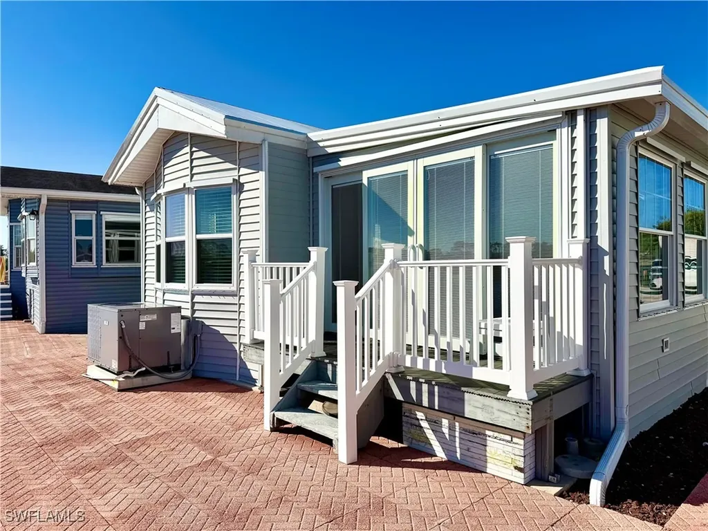 531 Cheetah Drive Naples FL 34114